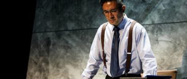 Vom Web zur Bühne: Adrian Pang bringt seinen Sparks-Charakter ins Theater